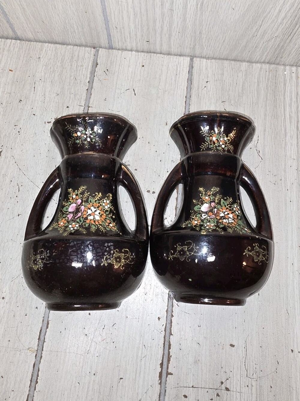 Vintage 1950s Japanese Porcelain Wall Pockets Handpainted Floral Redware Set